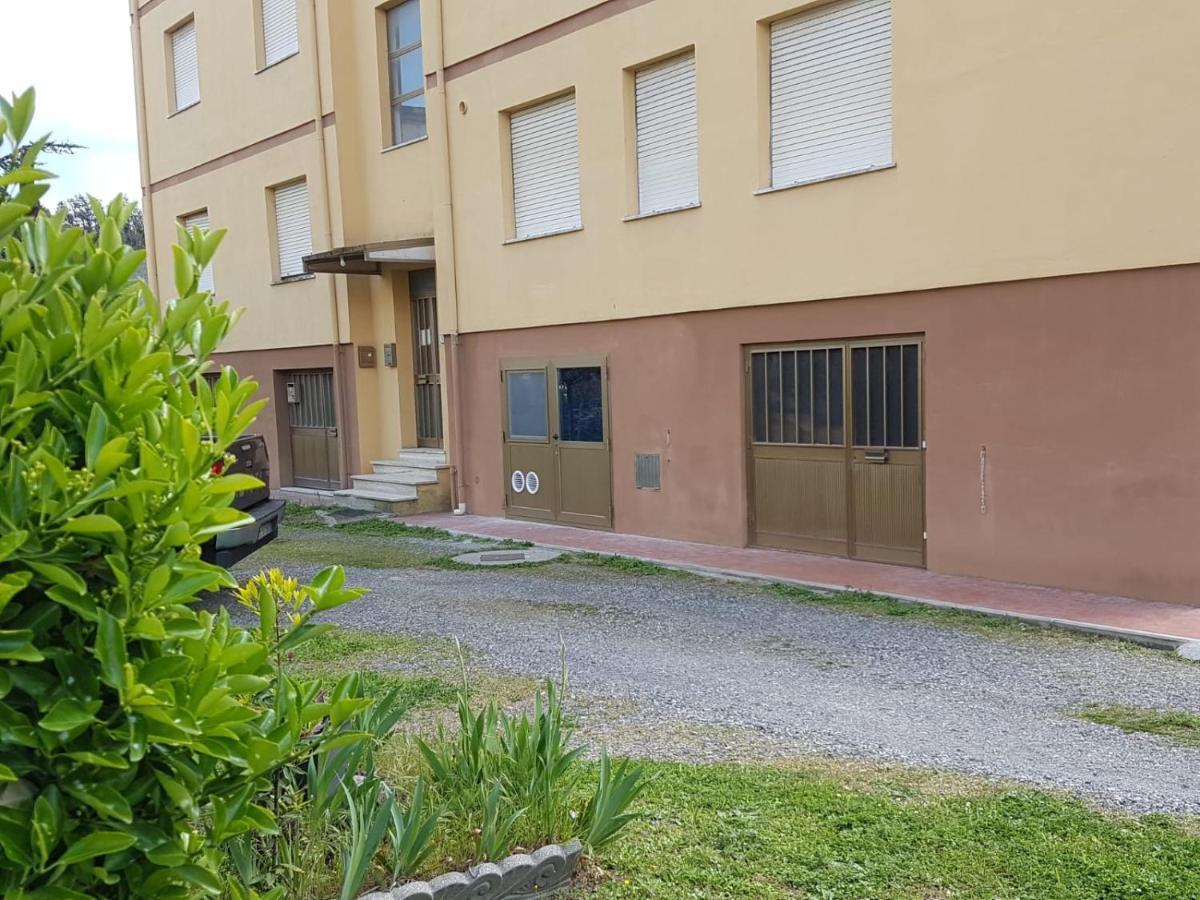 Apartmán Sole...Mare...E...Spiaggie Bianche! Vada Exteriér fotografie